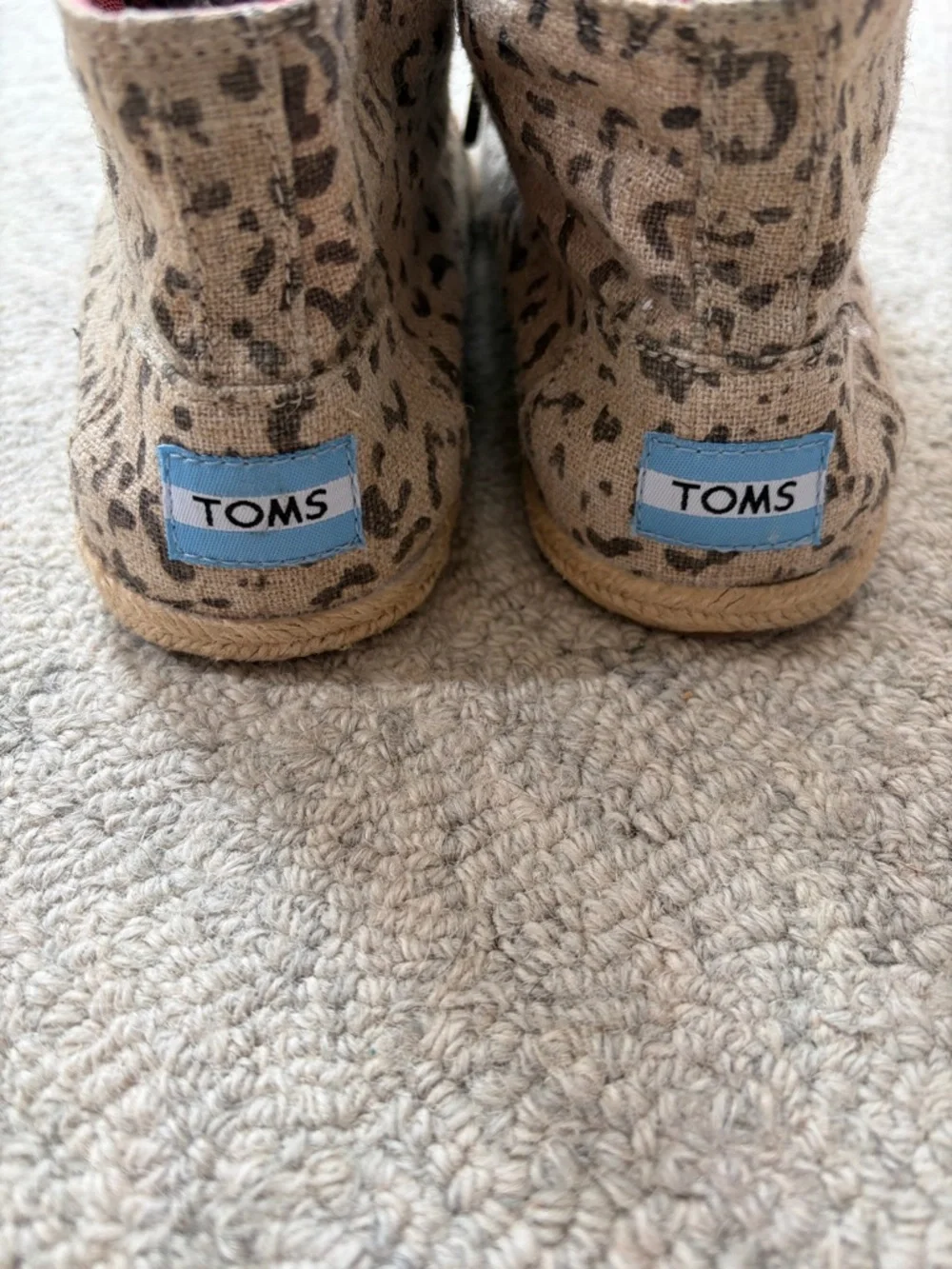 TOMS Desert Lace Up Shoes Leopard Print Canvas Flat Casual Boho Womens 8.5